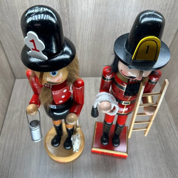 Hobby Lobby Fireman Nutcracker Figurines 2012 2015 Dog Ladder Bucket 14" Red - Picture 7 of 12